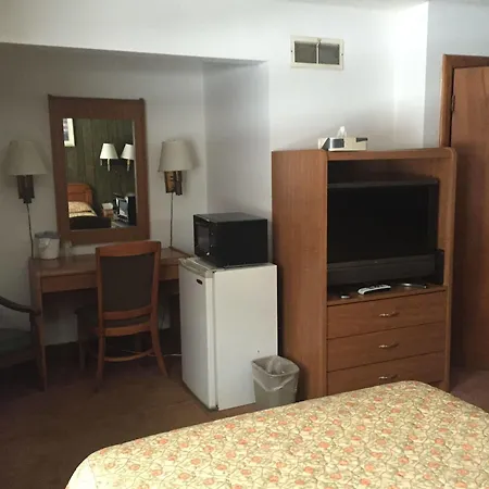 Du Wayne Motel