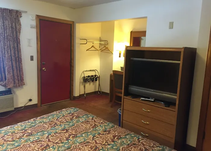Du Wayne Hotel Carol Stream