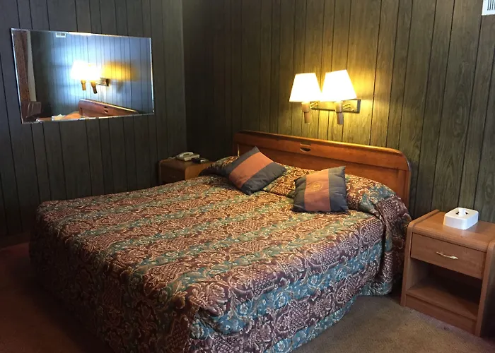 Hotel Du Wayne Carol Stream